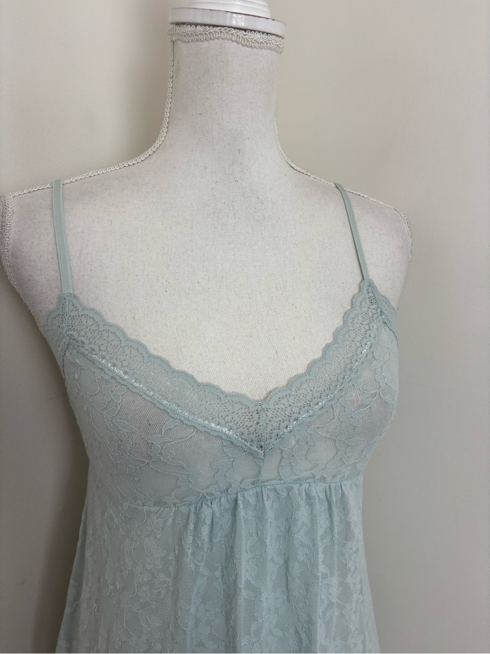 Eberjey 'Amaya' Chemise In Seaglass Size Medium NWT - Picture 4 of 8